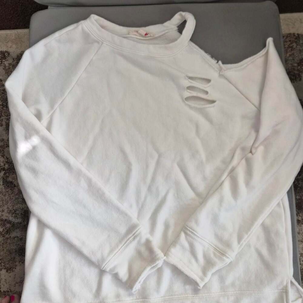 Mazik White Distressed Oversize Sweatshirt